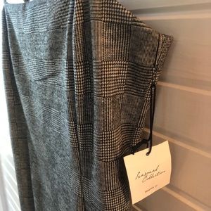 Forever 21 seasonal black plaid mini dress